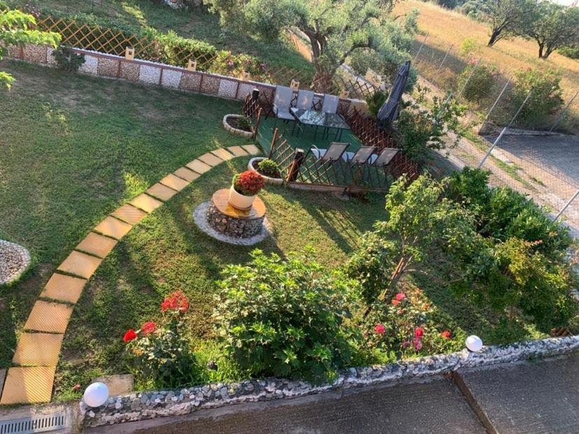 אלכסנדרופולי Dora'S Garden Villa מראה חיצוני תמונה